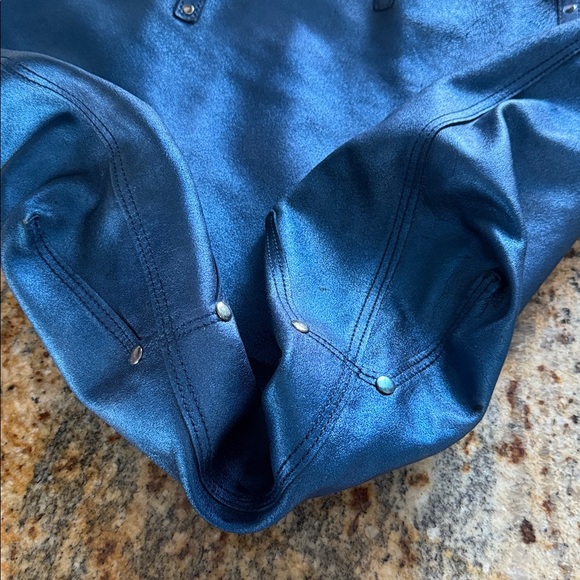 TIFFANY & CO. - Picture 9 of 15